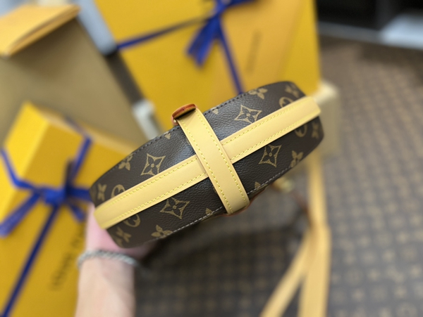 ルイヴィトンバッグ内部構造